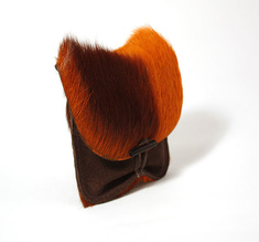 Pouch, springbok orange