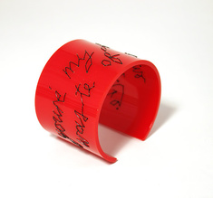 Armband Stitched, röd  "you´re my favourite waste of time" 50 mm