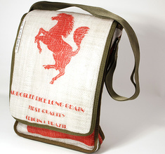 Give it bag, laptopväska Röd häst