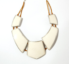 Halsband strutsägg